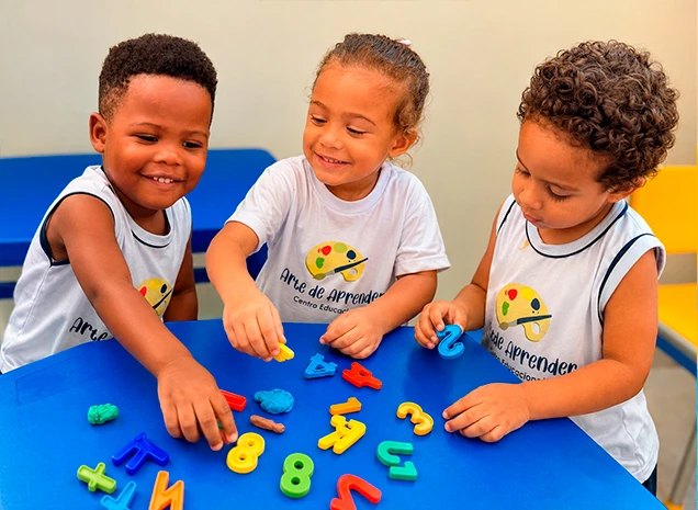 Criança na Educação Infantil do Colégio Arte de Aprender